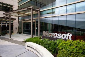 Microsoft__Building_99_Redmond_Campus_2_Web.jpg 