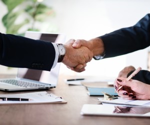 Swisscom-Tochter Fastweb einigt sich mit Tiscali über Konditionen zur Übernahme