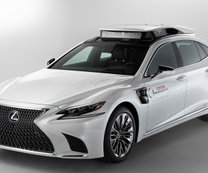 Toyota zeigt autonomes Fahrzeug
