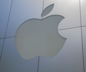 Apple stellt sich auf schwächere iPhone-Verkäufe ein