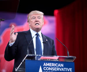 Trump: Auch Apple muss Strafzölle zahlen