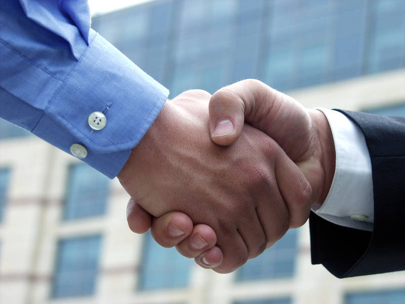 Abraxas und Innosolv partnern