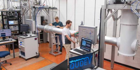 ETH-​Quantenverbindung im Labor von Andreas Wallraff 