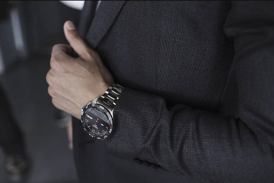 Swatch lanciert lang erwartete Smartwatch computerworld.ch