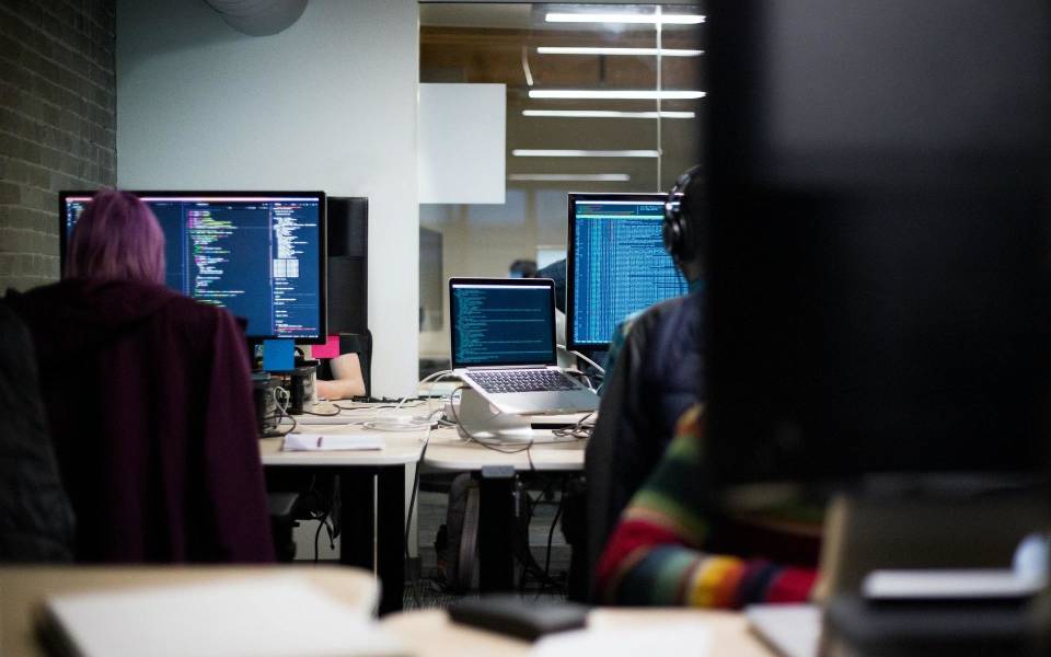 So viel verdienen Tech-Leute in der Software-Entwicklung