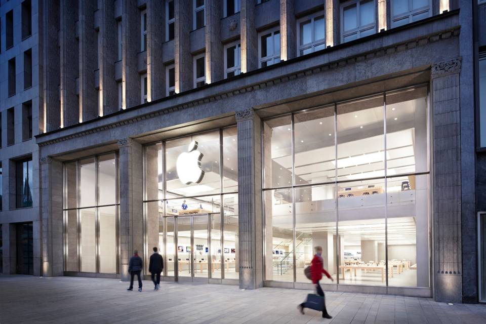 apple stores offnen wieder mit temperaturmessung computerworld ch