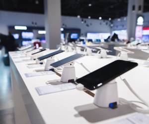 Smartphone-Absatz in Europa geht um fast ein Viertel zurück