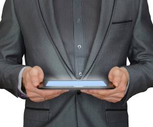 Je digitaler die Arbeit, desto unzufriedener die Beschäftigten