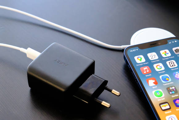 Der MagSafe zickt herum, wenn nicht das neuste Apple-Netzteil verwendet wird
