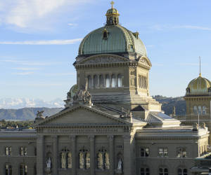 Schweiz legt Strategie für Aussenpolitik im digitalen Raum fest
