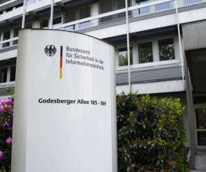 BSI untersucht mögliche Sicherheitslücken in Smartphones aus China
