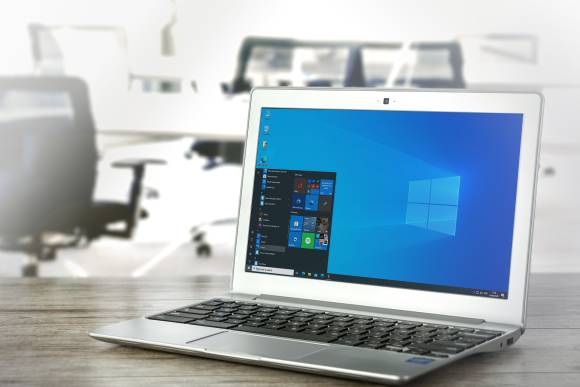 Ein Windows 10 auf einem Notebook 