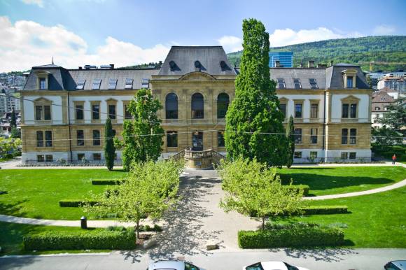 Haptgebäude der Universität Neuenburg 