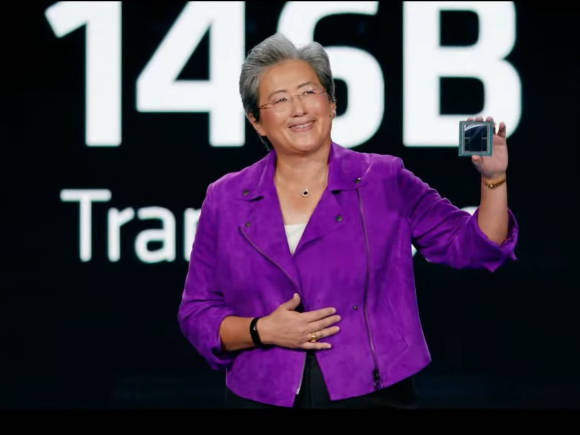 Lisa Su, AMD-CEO, präsentiert den Prozessor Instinct MI300 