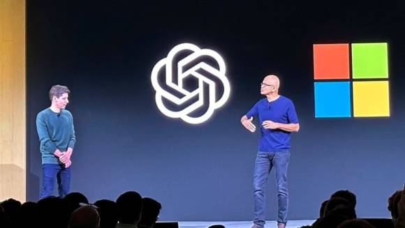 Satya Nadella, CEO von Microsoft, beim OpenAI DevDay, der ersten Entwicklerkonferenz von OpenAI. 