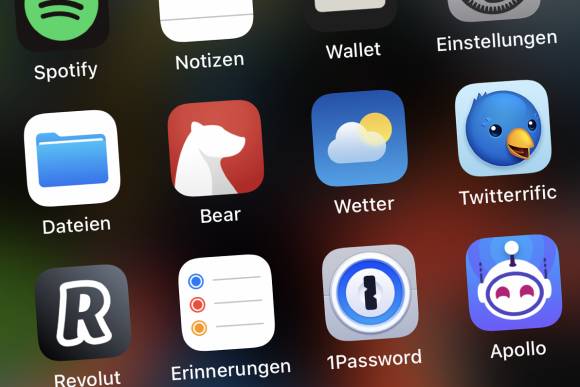 Mehrere App-Symbole eines iPhones 