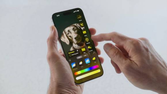 Icons lassen sich frei anordnen, aber auch einfärben und somit an das Motiv im Hintergrund anpassen