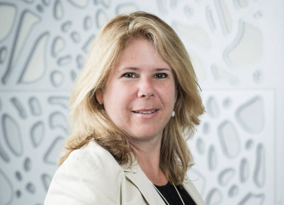Sandra Epper Head of Marketing & Communication Aveniq