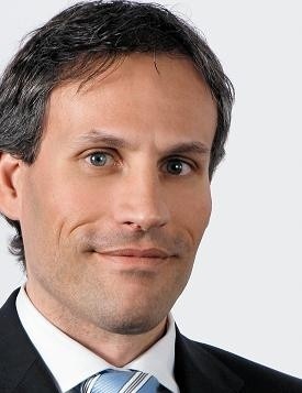 Hans Nagel, Leiter Competence Center Banking von T-Systems Schweiz: «Die spezialisierte Ausbildung bleibt heute den Unternehmen überlassen.» 6121.jpg