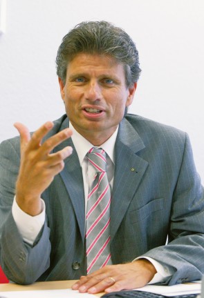 794.jpg 