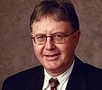 Jürgen Brönnimann untersuchte die Projektvergabe des BIT. (Bildquelle: www.bep.ch) 3709.jpg