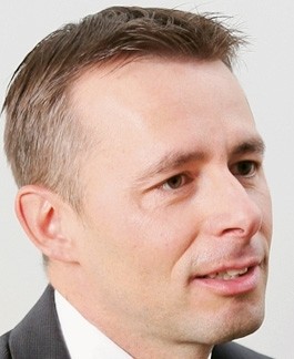 Laut Roland Haas, Chef der HR-Services bei Julius Bär, konnte das HR-Projekt in so kurzer Zeit nur erfolgreich umgesetzt werden, weil alle Beteiligten bereit waren, gemeinsam dafür engagiert und eigenverantwortlich einzustehen. 3963.jpg