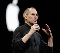 Haut munter auf die Konkurrenz: Apple-Boss Steve Jobs 361.jpg