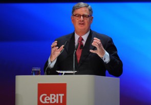 ibm_palmisano_cebit.jpg 