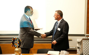 NASSCOM-Chairman_Rajendra_S._Pawar__links__und_SWICO__Praesident_Andreas_Knoepfli.jpg 