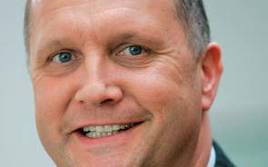 michael_obst_siemens_industry_software_AG_PLM_Software_Chef_Teaser.jpg 