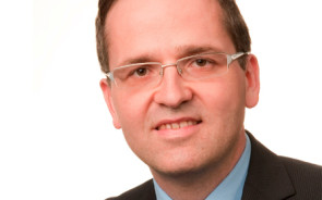 ivo_baettig_unic_business_area_leiter.jpg 
