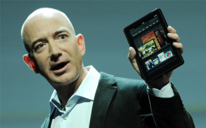 amazon_bezos_kindle_fire.jpg 