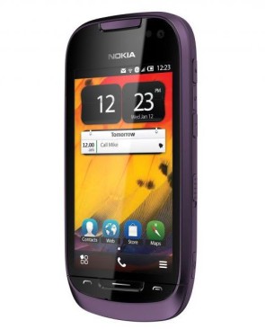 nokia_701_01.jpg 
