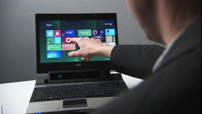 tobii_image_win8_gaze_laptoptouch.jpg 