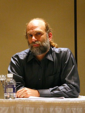 450px-Bruce_Schneier_1.jpg 