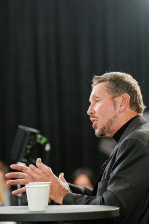 Larry_Ellison_2012_noch_groesser.jpg 