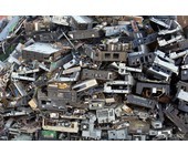 elektronik-schrott_bild-greenpeace.jpg