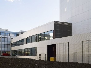 oiz_rz_albis_Zuerich_rechenzentrum_aussen.jpg 