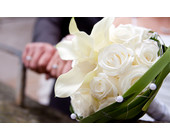 Ehe_Heirat_Trauung_Hochzeit_by_JMG_pixelio.de_Teaser.jpg