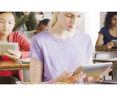 schueler_mit_tablets.jpg