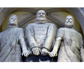 schweiz_bundeshaus_drei-eidenossen-500.jpg