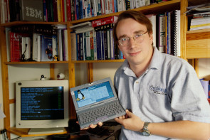 Linus_Torvalds_Linux-web.jpg 