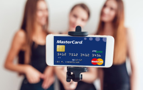 Mastercard-Selfie-Pay_w800_h507.jpg 