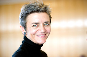 EU-Kommission_Margrethe_Vestager_ekonomi_och_inrikesminister_Danmark_2011.jpg 