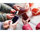 jugendliche_smartphones.jpg