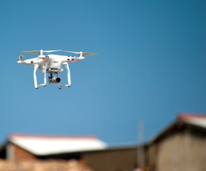 Netzpistole holt Drohnen vom Himmel