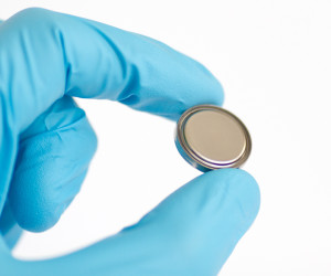 Neue Materialien ebnen Weg zu nachhaltigen Billigbatterien