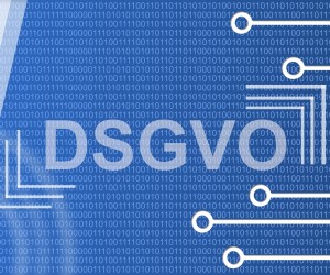 Es hagelt erste Beschwerden gegen Facebook und Google