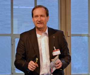 Wie Swiss Re zum Verkäufer von Tape Drives wurde
