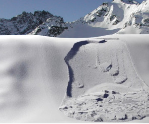 Schweizer Forscher simulieren Schneebrett in 3D